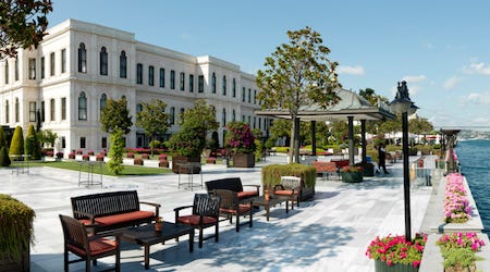 Four Seasons Hotel Istanbul At The Bosphorus