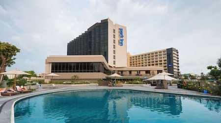 Radisson Blu Okoume Palace Hotel 