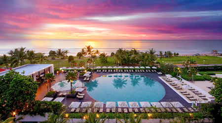 Pullman Phuket Arcadia Karon Beach Resort 