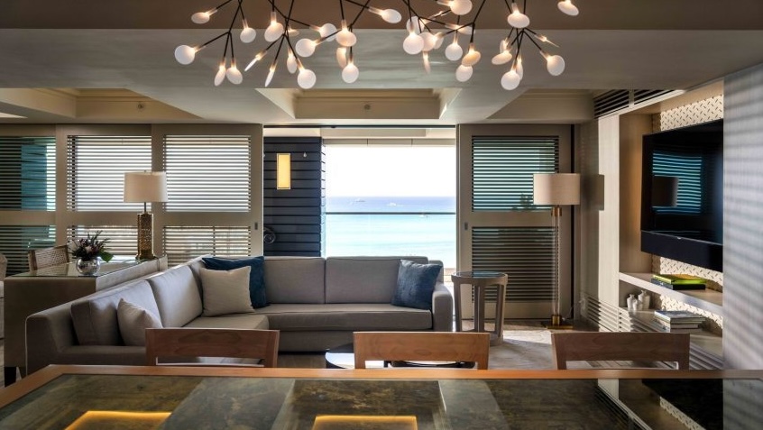 ESPACIO The Jewel of Waikiki